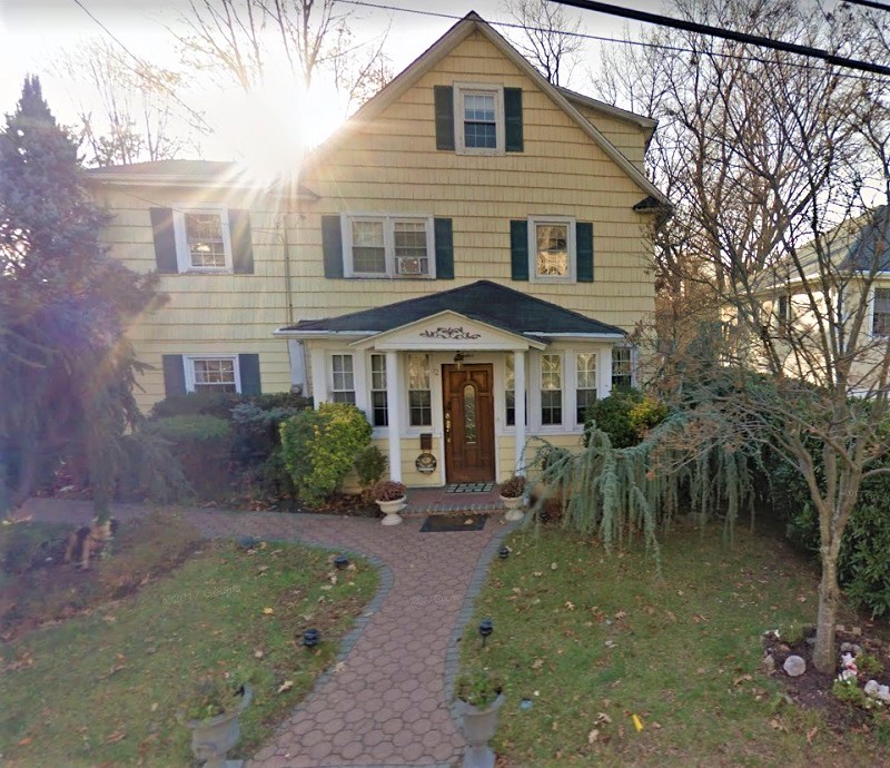 12 Willow Place on Long Island