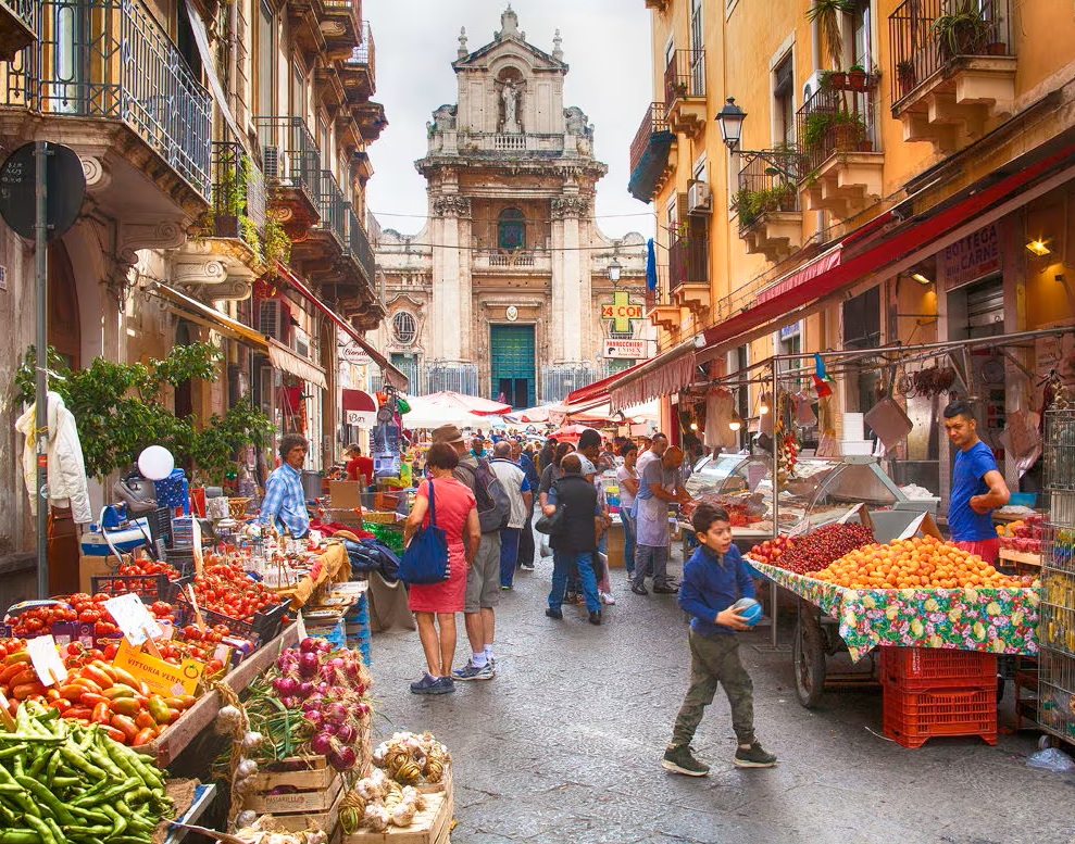 Outdoor Market